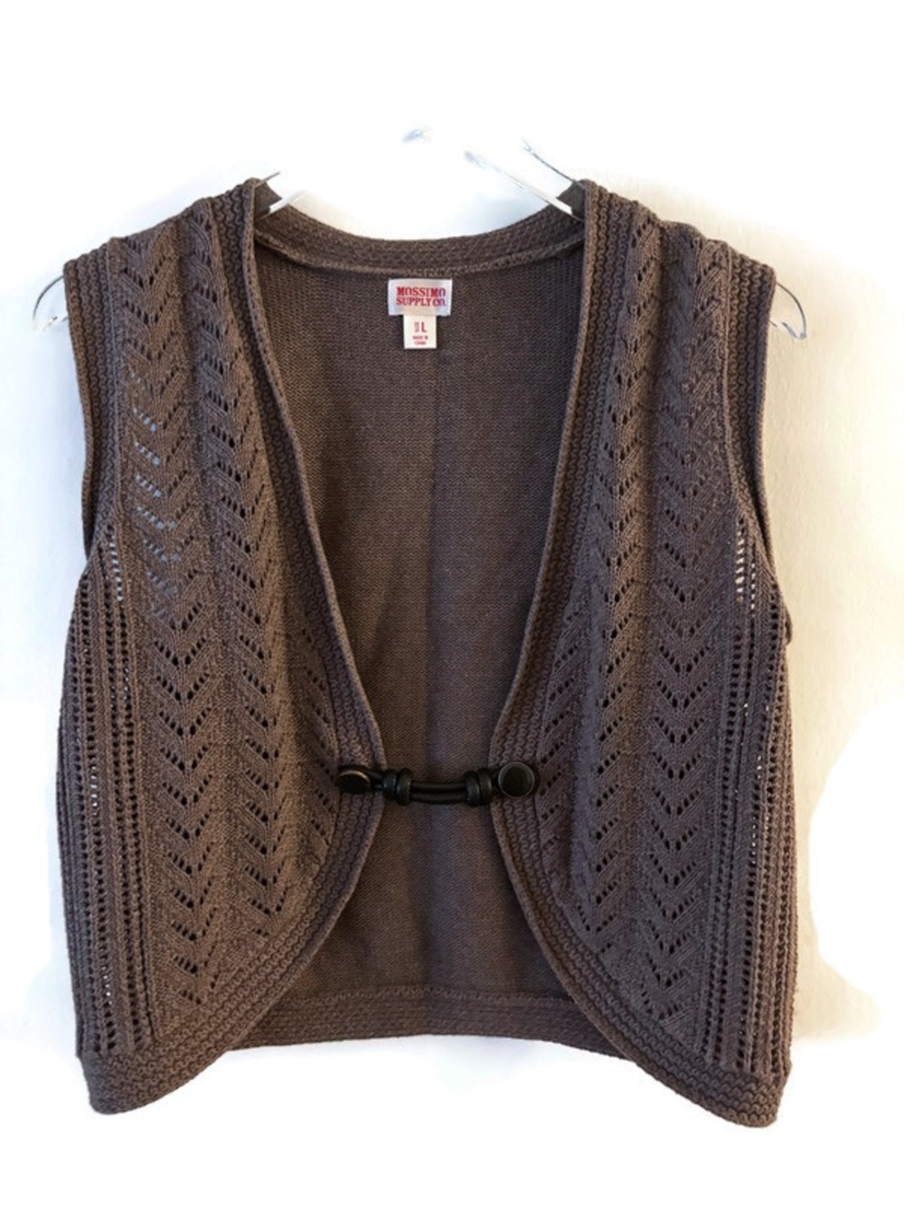 Mossimo Supply Co. brown crochet vest with chevron pattern, size L